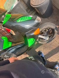 Scooter ottime condizzioni prezzi trattabile grazi