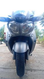 Suzuki burgman 650