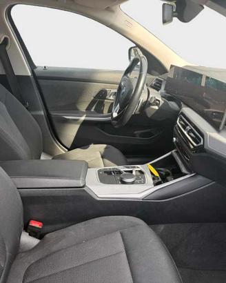 BMW Serie 3(G20/1-80/1) - 320d 48V Touring U165370
