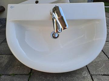 Lavandino + miscelatore Ideal Standard