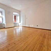 AMPIO 3 STANZE + SOFFITTA e CANTINA (no condominio