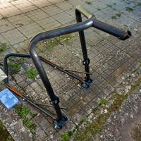 Cavalletto Beta altza moto sotto canotto