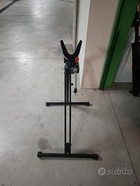 cavalletto per manutenzione bici