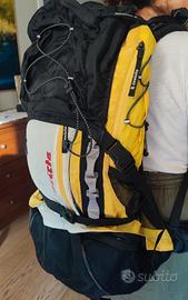 Zaino montagna Invicta 