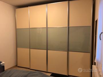 gratis armadio grande quasi nuovo