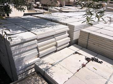 Pavimenti di solo pietra naturale