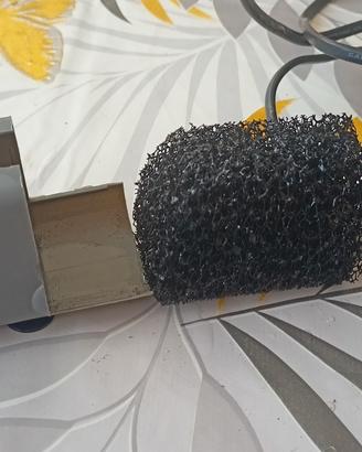 Filtro pompa per acquario 