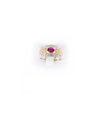 Anello in oro con rubino e diamanti