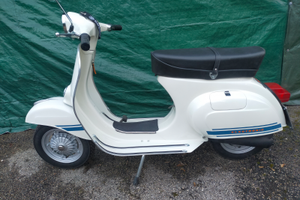 Vespa primavera ET3 125