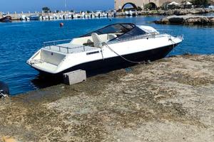 Natante a motore mt.7 + carrello omologato