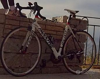 Bici da corsa in carbonio