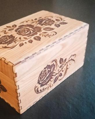 Cofanetto porta gioie in Legno Inciso a Laser