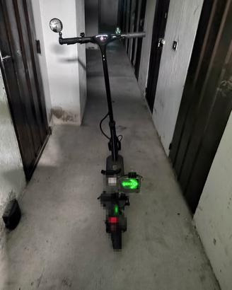 monopattino elettrico 