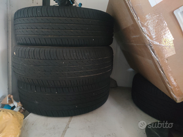 Pneumatici 205 60 R16