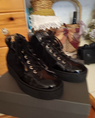 Scarponcini nuovi Nero Giardini 38