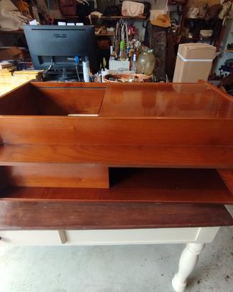 Tavolino in legno modernariato con porta bottiglie