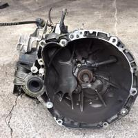 Cambio Renault Scenic 04 1900cc TD F9QD8 6 M