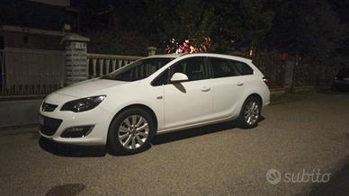 Opel Astra diesel 1.7 S.w sportwagon 2014