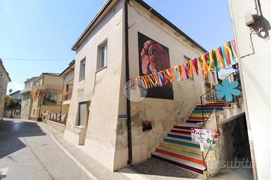 CASA INDIPENDENTE A ATRI