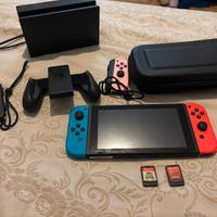 Nintendo switch + giochi + joy con