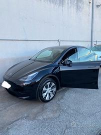 Tesla MODEL Y Rwd