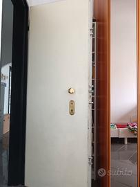 Porta blindata artigianale sx con serratura Fiam