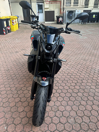 Yamaha MT09 Storm Fluo