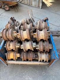 Rulli inferiori Fiat 505 605 Landini 6500 ed altri