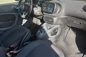 Smart fortwo nera