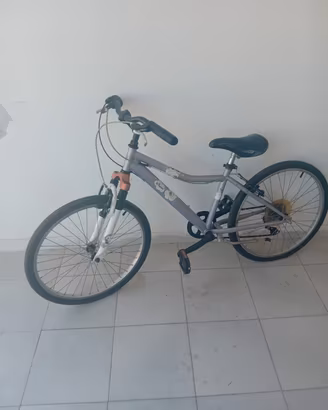 Mountain bike ragazza 