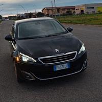 Peugeot 308 II 1.6 BlueHdi Allure Pack