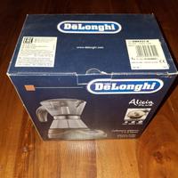 Macchia del caffè Delonghi