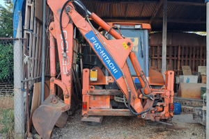 Terna fiat hitachi scavatore