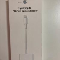 Apple Lightning to SD card reader