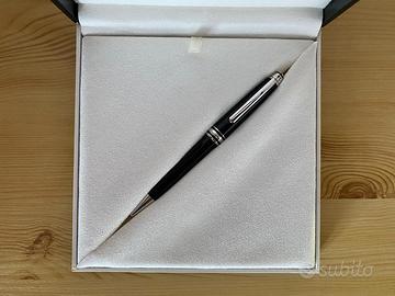 Montblanc  “Signature For Good” 2013