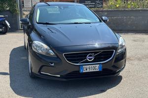 Volvo V40 D2 1.6 Summum