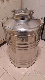 Tino per la conservazione dell'olio