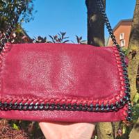 Borsa / Pochette di colore bordeaux / viola lucido