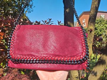 Borsa / Pochette di colore bordeaux / viola lucido