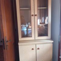 mobile con vetrinetta