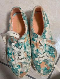 Scarpe floreale breshka