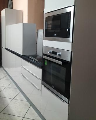 cucina moderna lucida 