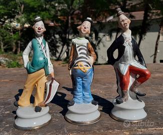 Trio di clown in ceramica 