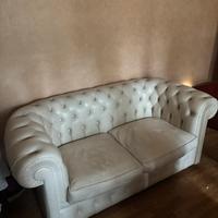 Divano Chesterfield