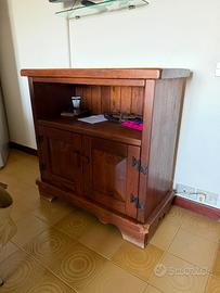 Mobile credenza