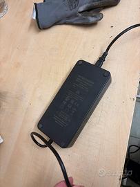 Caricabatterie bici elettrica