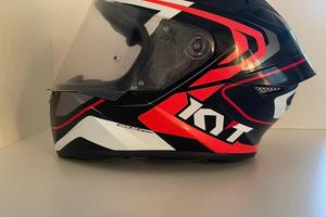 casco integrale KYT nero e rosso