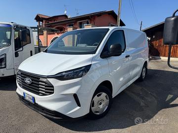 Ford transit custom furgone