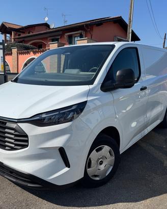 Ford transit custom furgone