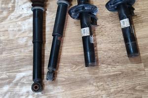 Molle e ammortizzatori Golf 5 R32/ 4 Motion